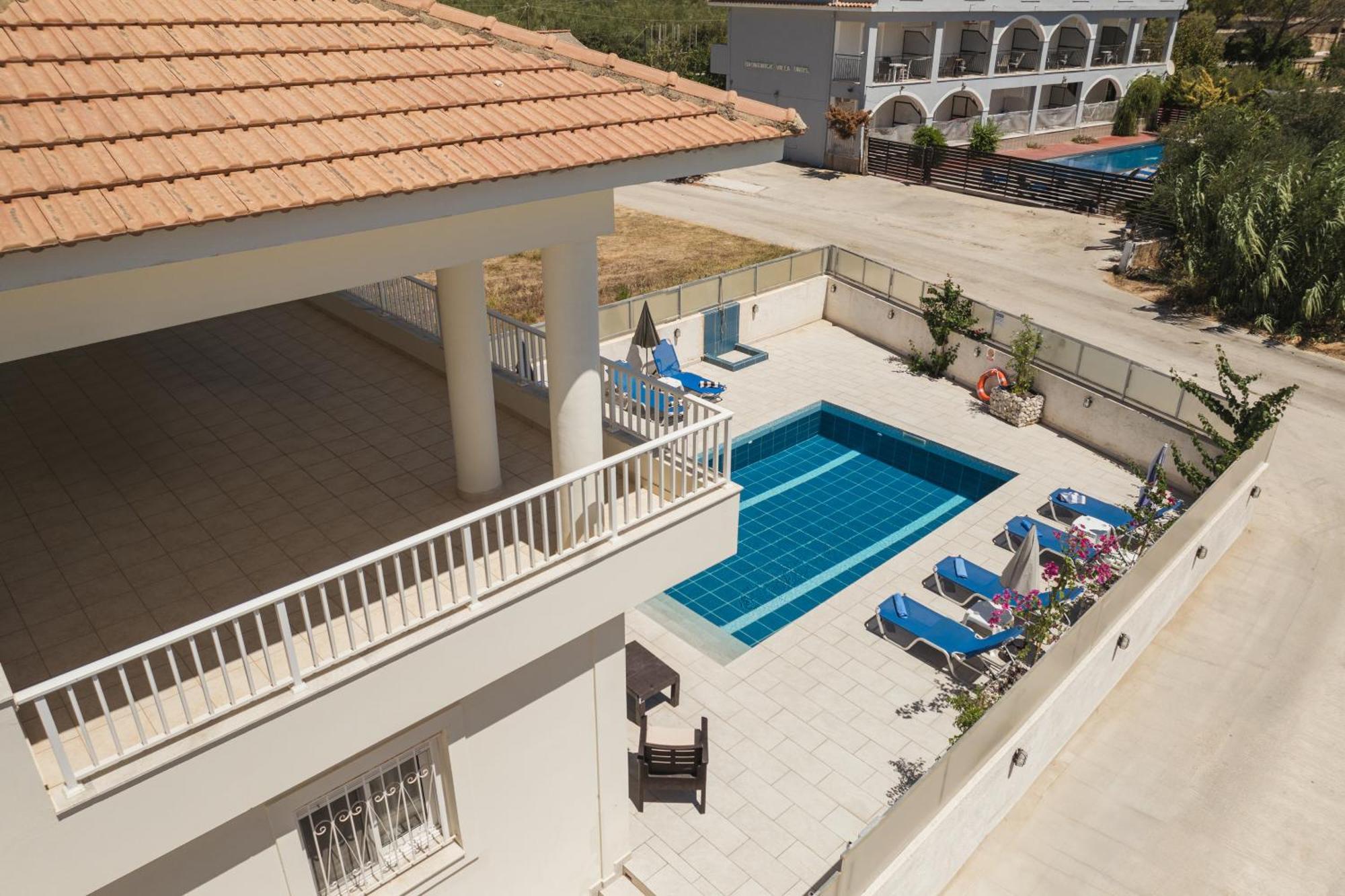 Dennis And Tanya Villas Laganas Exterior foto